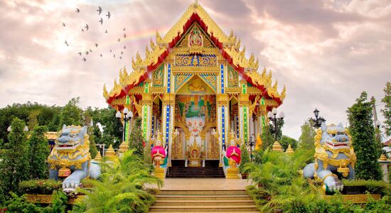 Phitsanulok Golden Pagoda